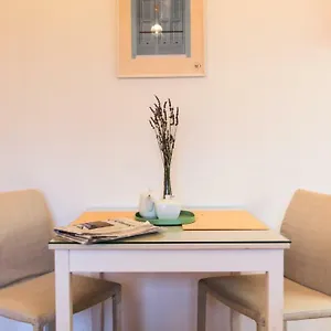 - Hastings Appartement La Valette
